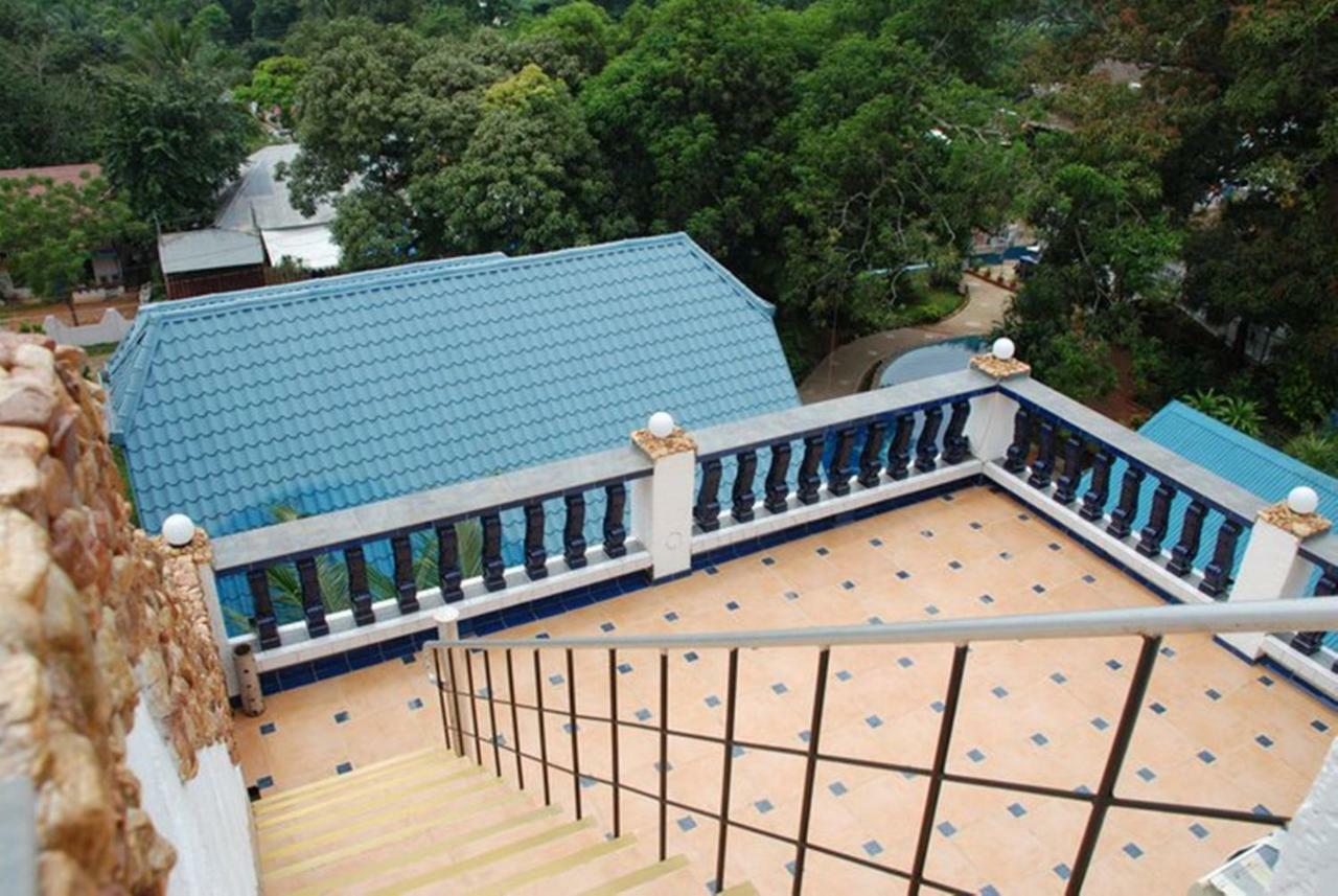 Princess Of Coron Austrian Resort Экстерьер фото